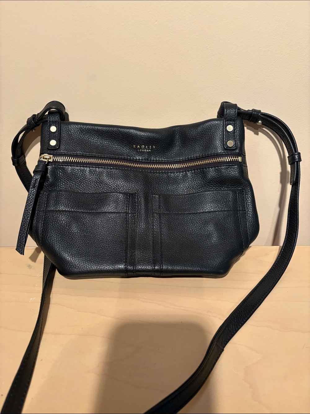 RADLEY LONDON Black Leather Crossbody with Front Zip